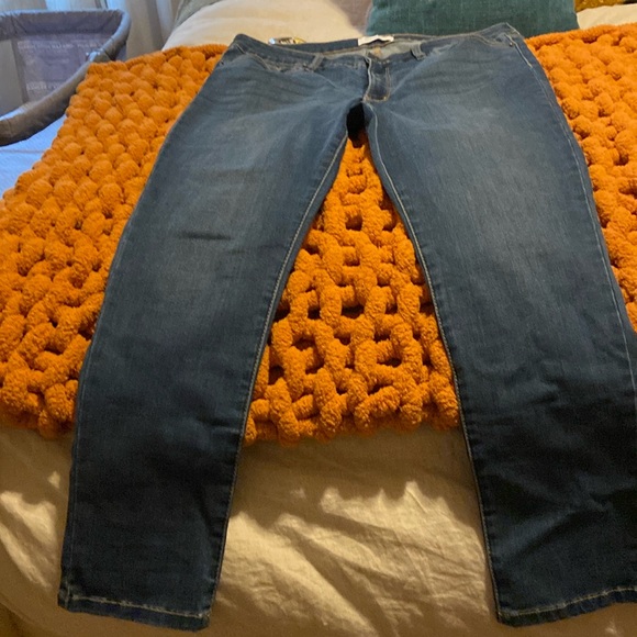 Crown & ivy jeans - Picture 1 of 3